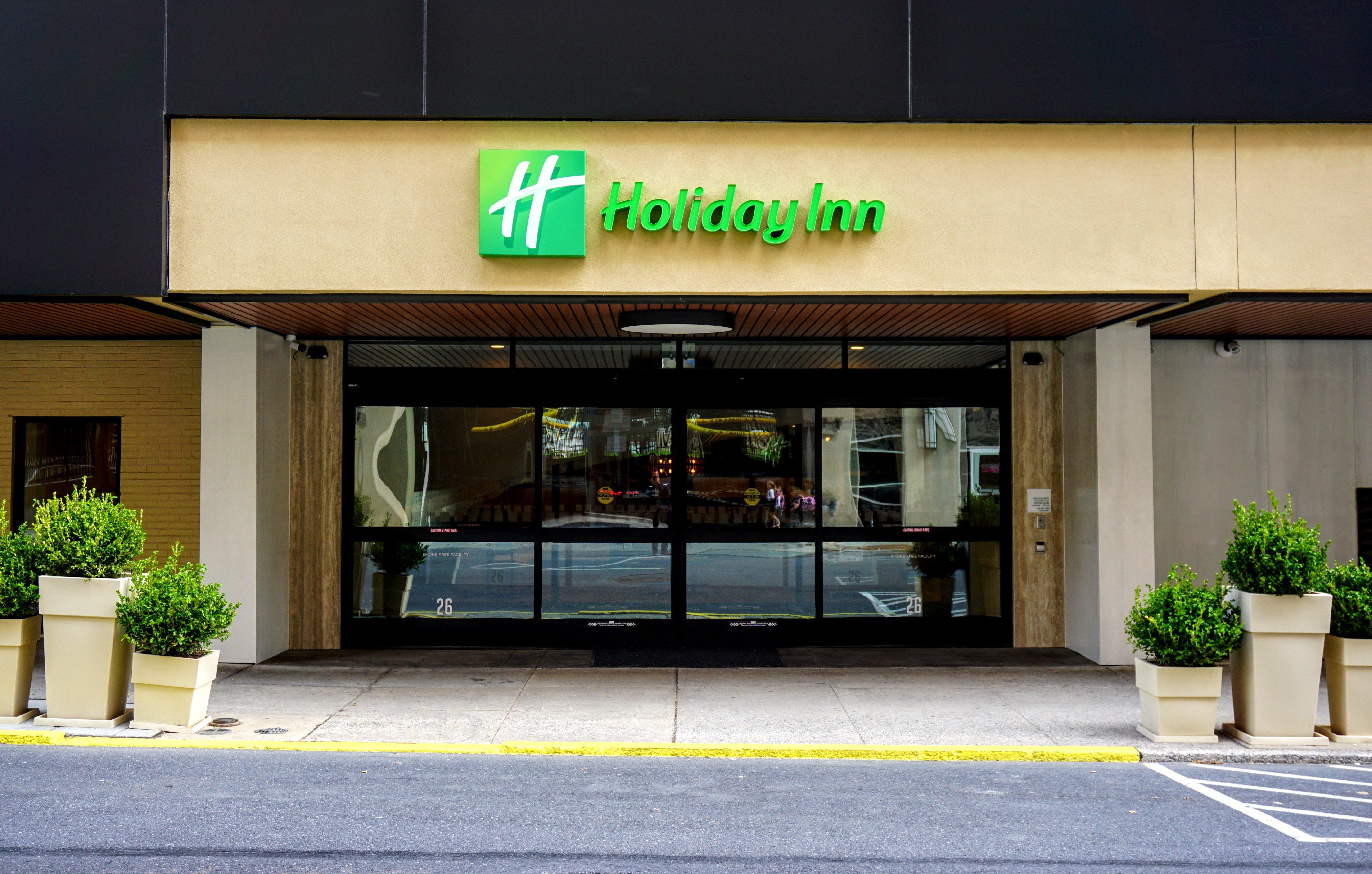 Hotel By Ihg 3*